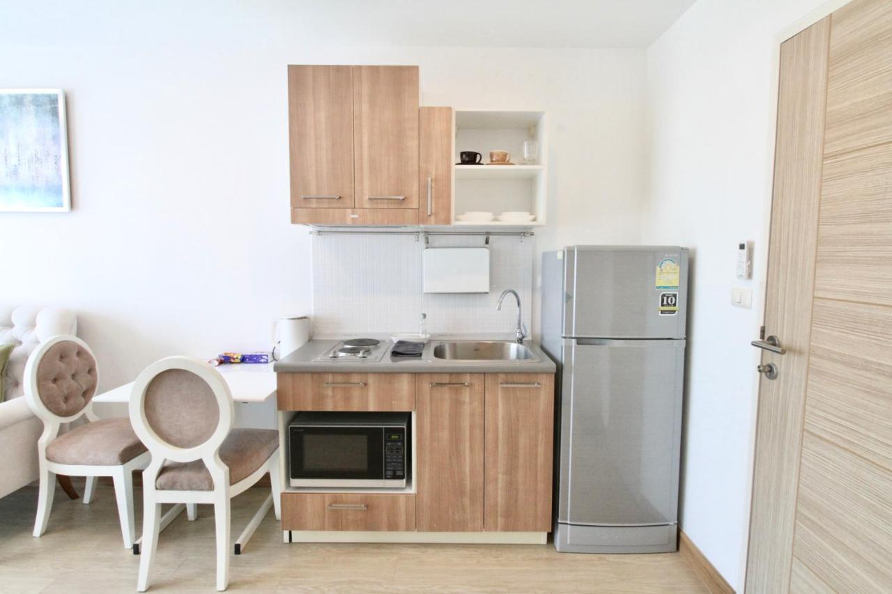 Town Sukhumvit 71 Apartment Bangkok Bagian luar foto
