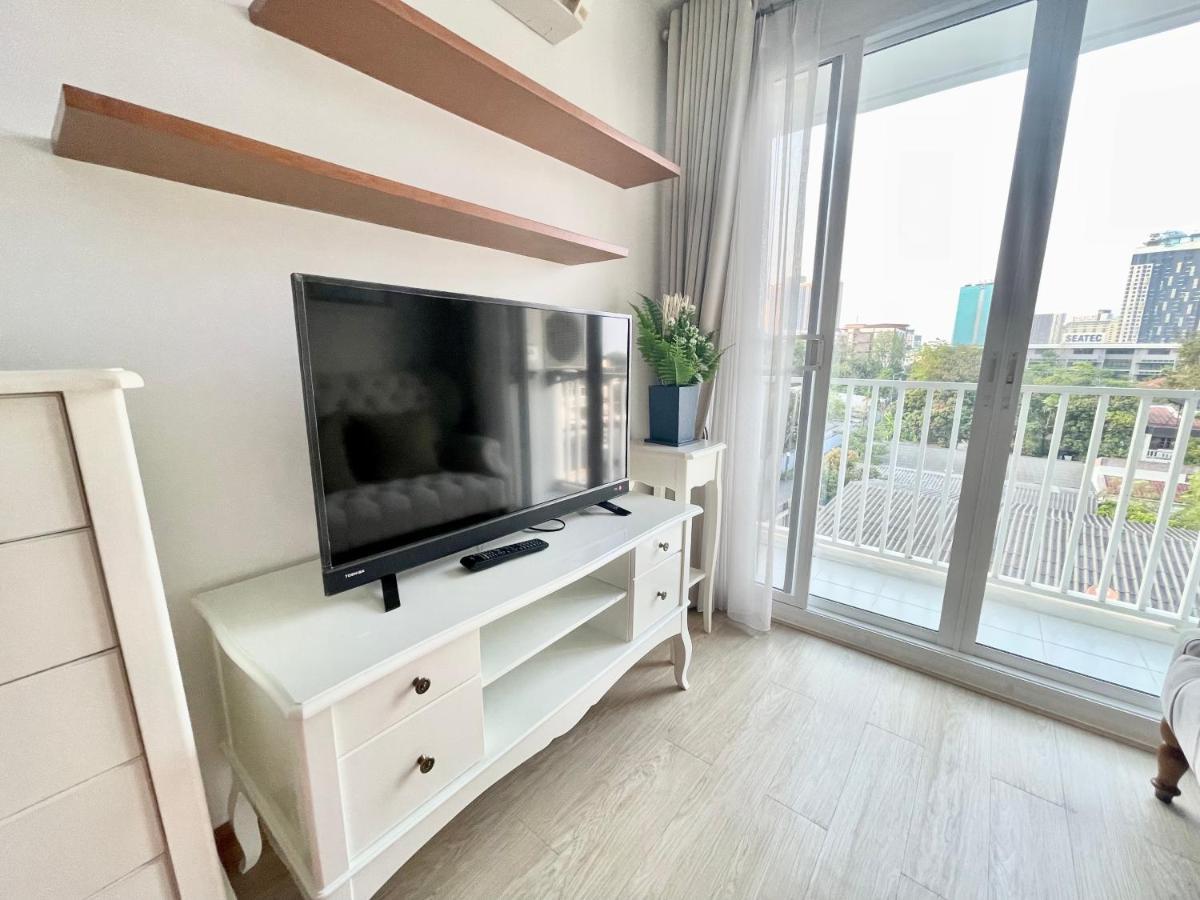 Town Sukhumvit 71 Apartment Bangkok Bagian luar foto