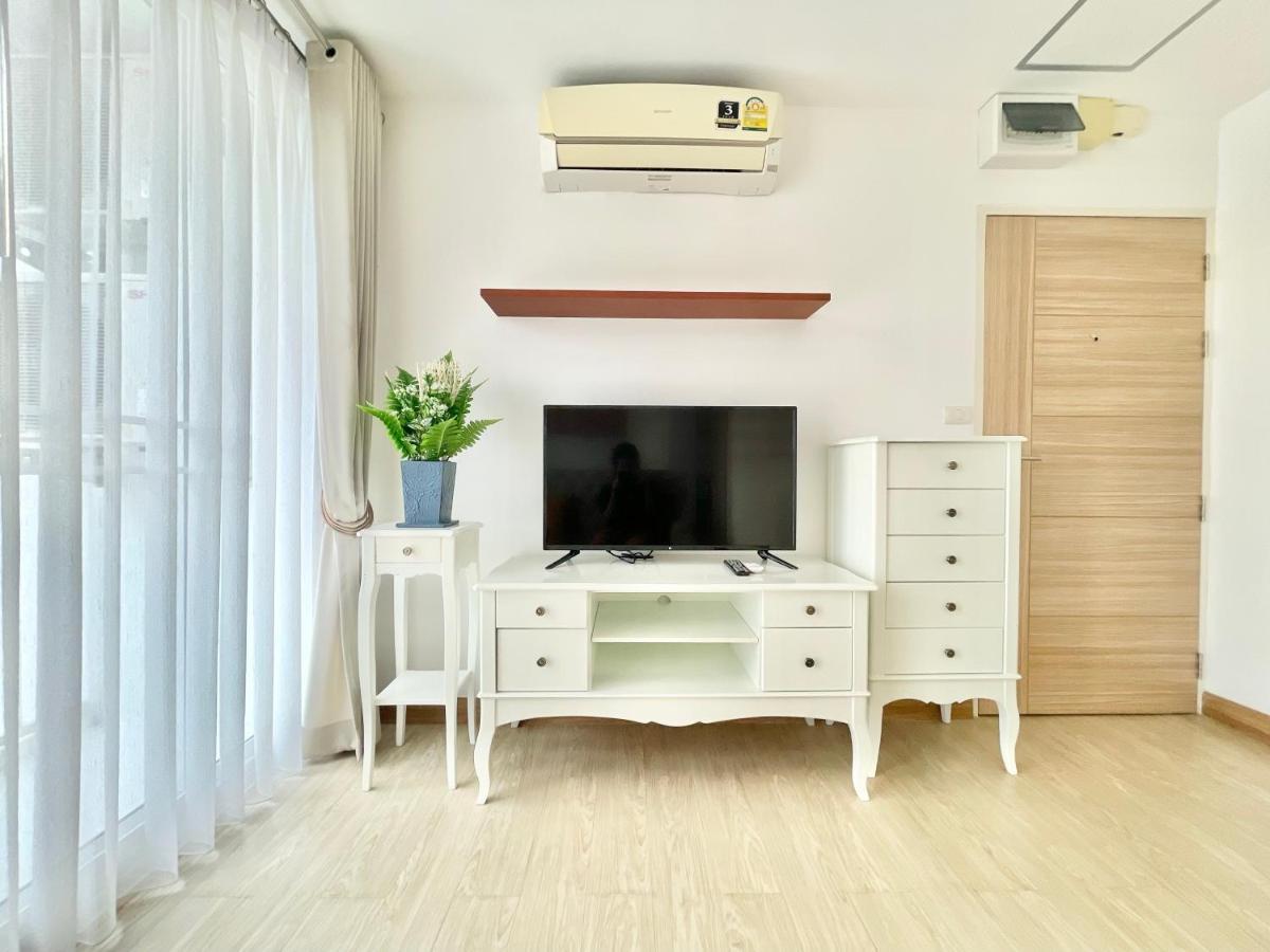 Town Sukhumvit 71 Apartment Bangkok Bagian luar foto