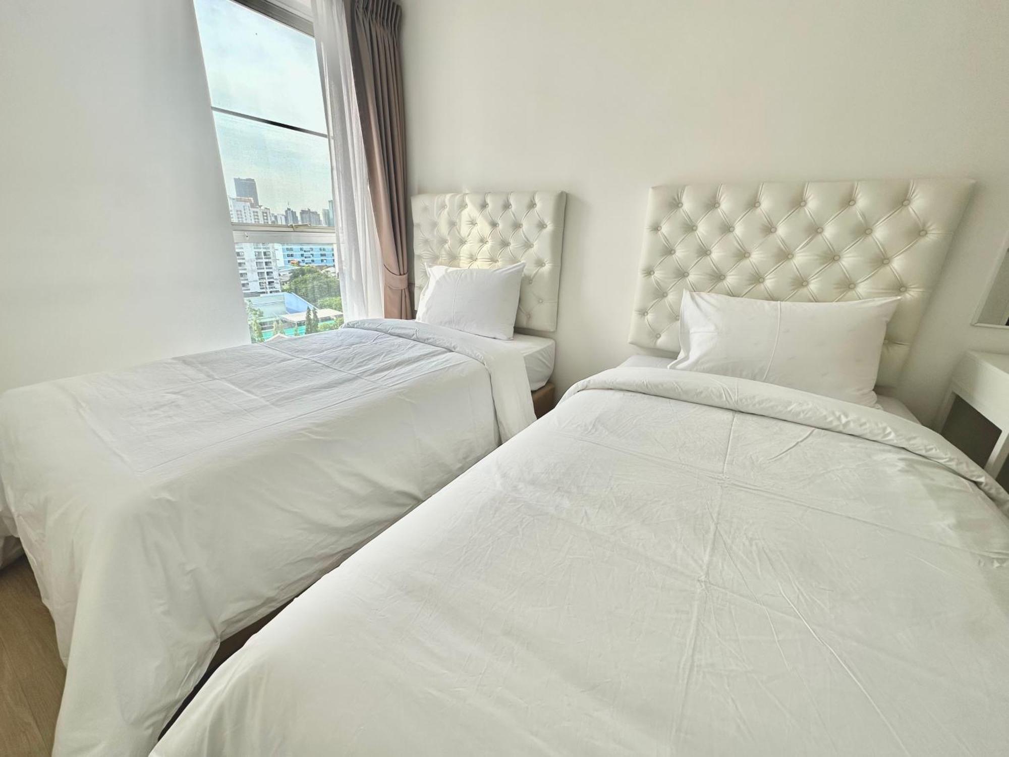 Town Sukhumvit 71 Apartment Bangkok Bagian luar foto
