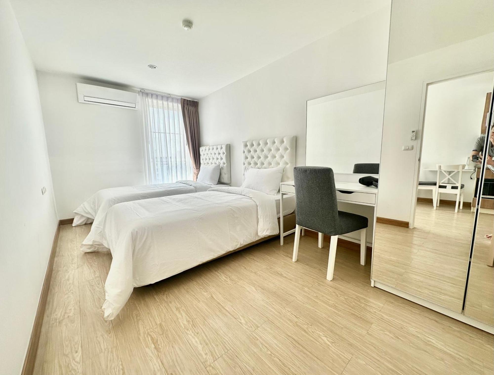 Town Sukhumvit 71 Apartment Bangkok Bagian luar foto